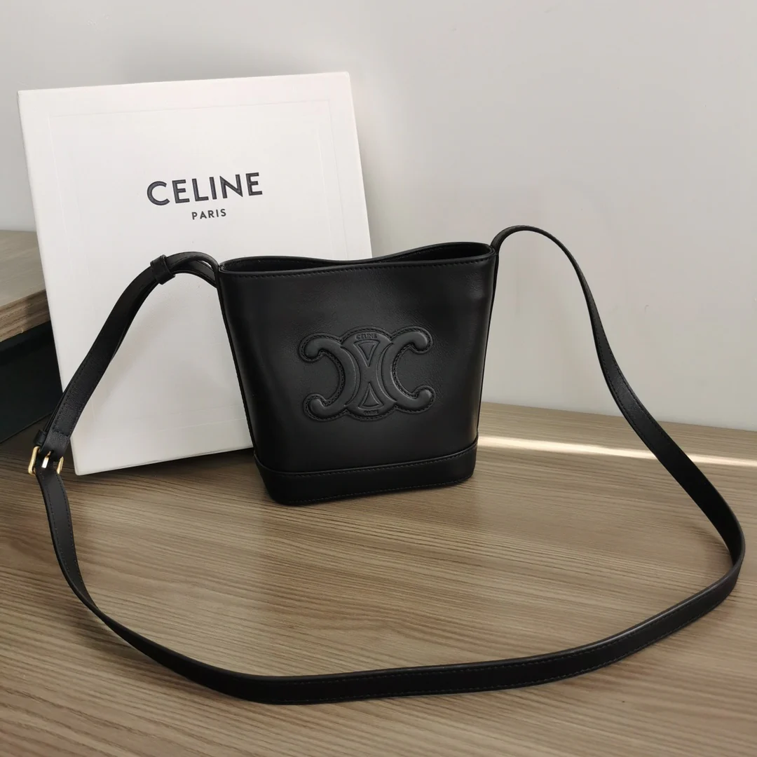 Сумка-ведро Celine с тиснением - Мини - Черная