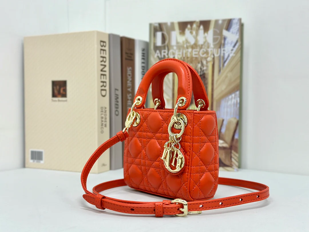 Чехол для наушников Dior-Lday Super Mini - из овечьей кожи, красный.