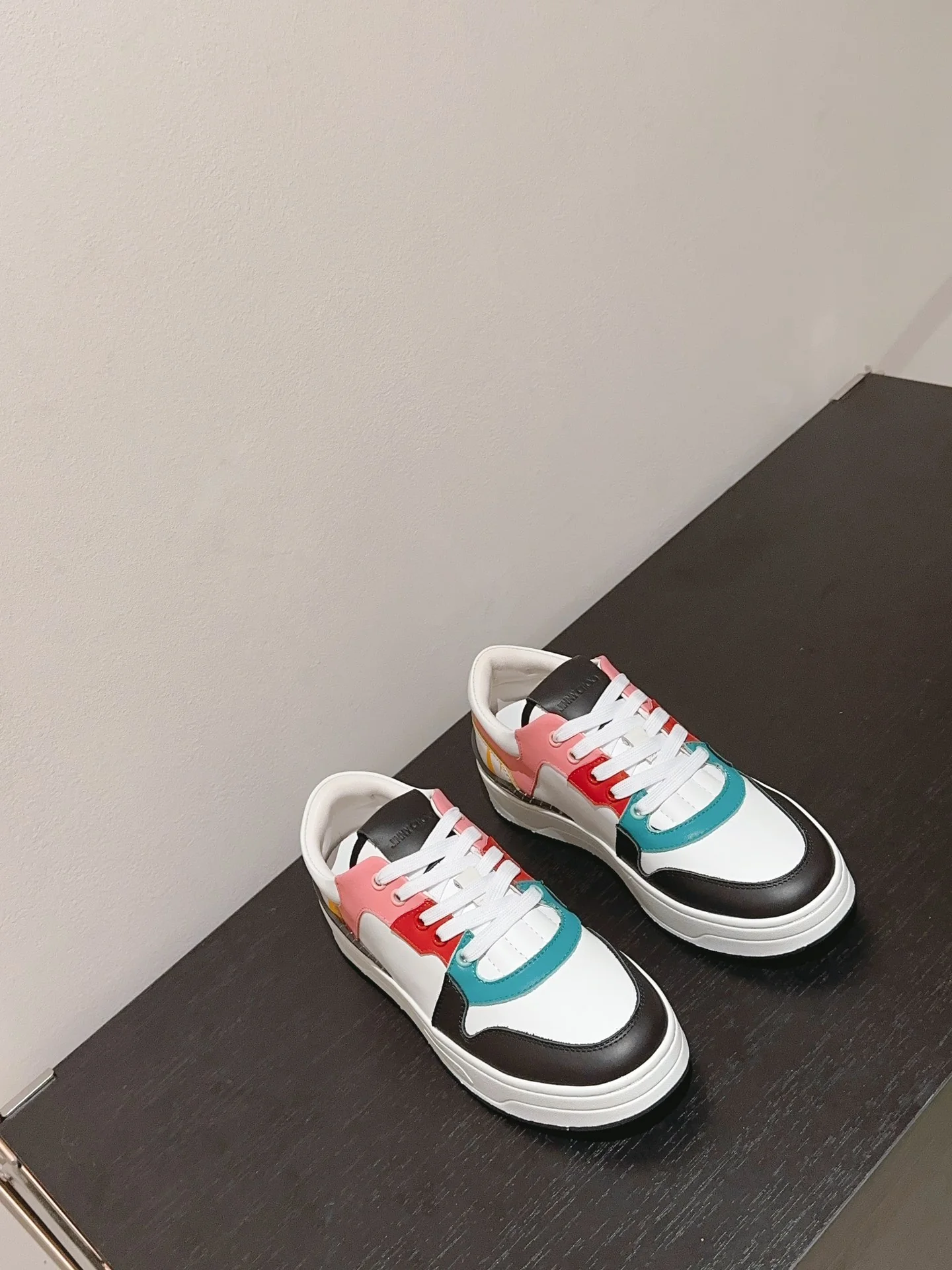 Jimmy - Новинка 2023 года - Повседневная обувь - Бело-черная