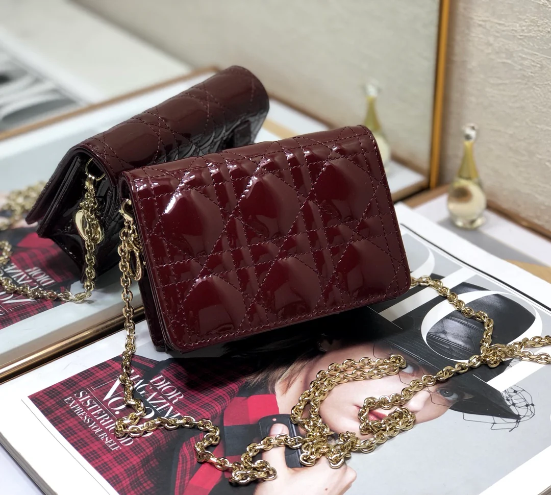 Dior Lady Dior Nano 链条卡包／腰包-漆皮酒红