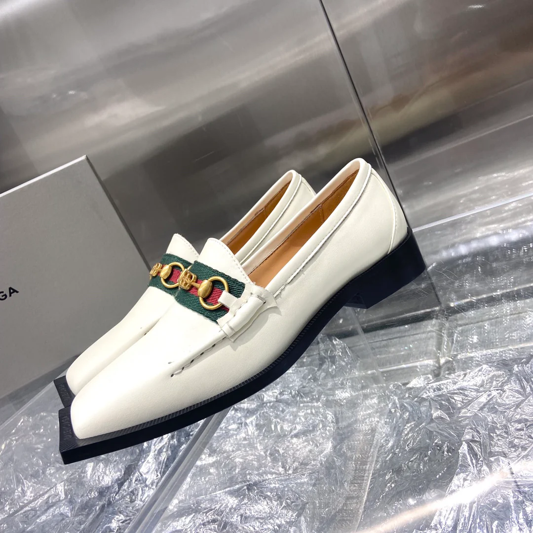 Лоферы Gucci в стиле ретро с квадратным носком