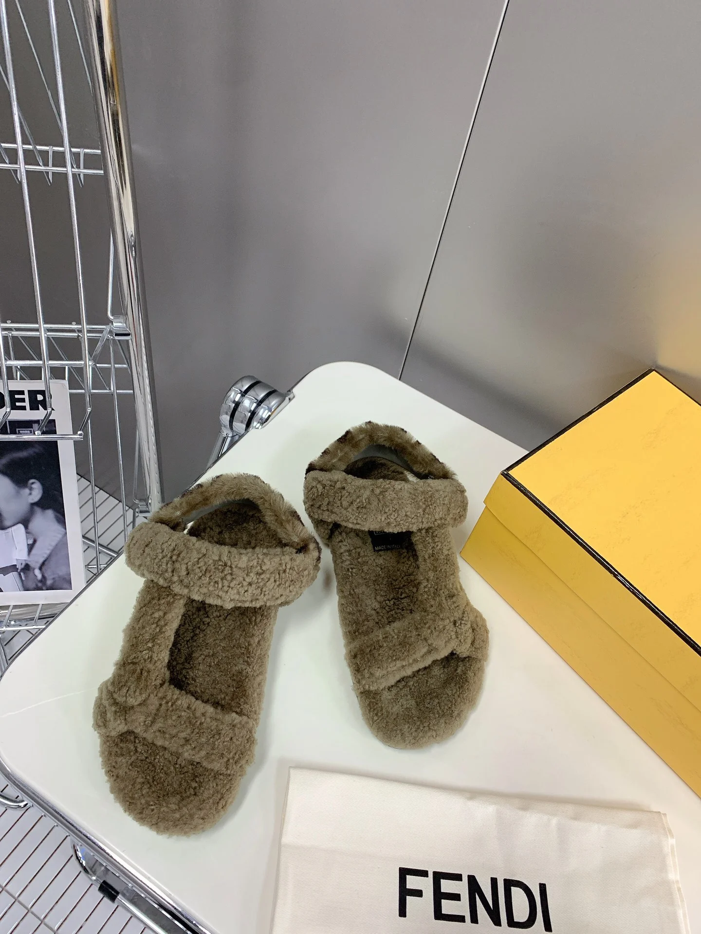 Fendi - Мягкие сандалии - Зеленые