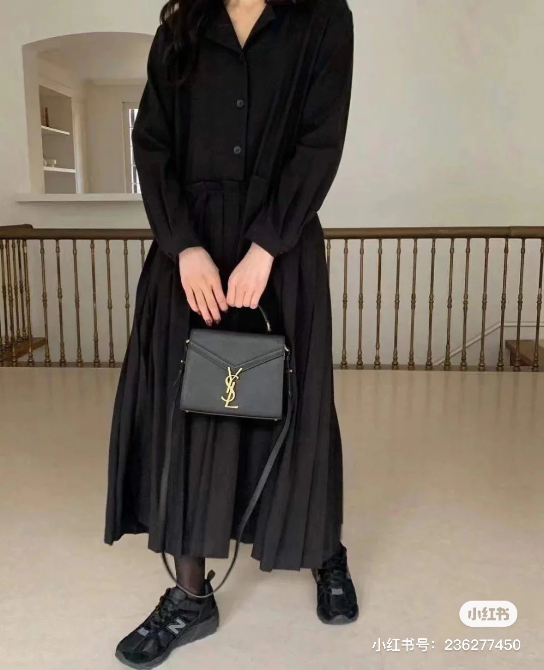 YSL Cassandra - Body Sharing - 1