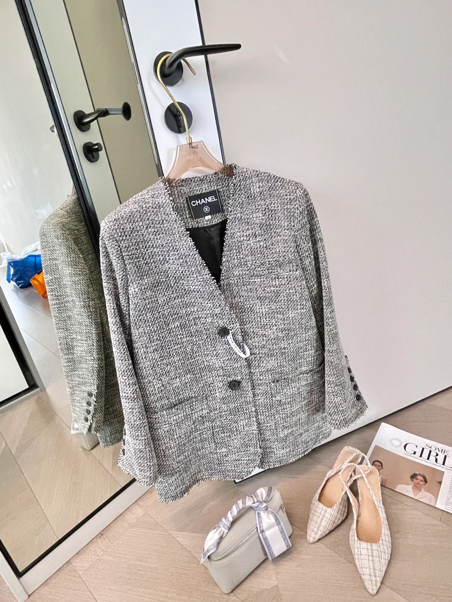 Костюм Chanel 2403 - Light Years Away