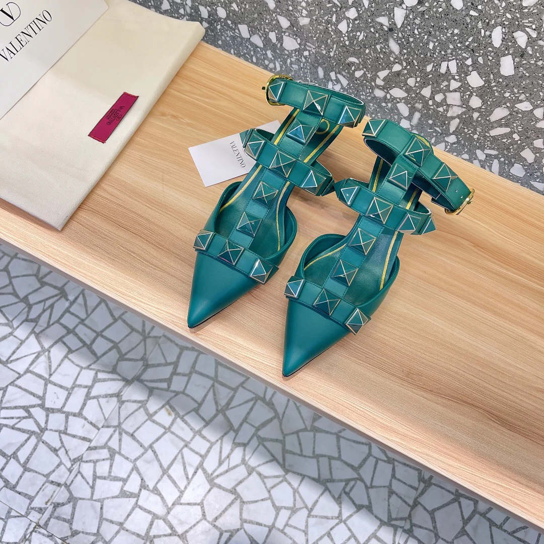 Valentino - Зеленые сандалии на шпильке
