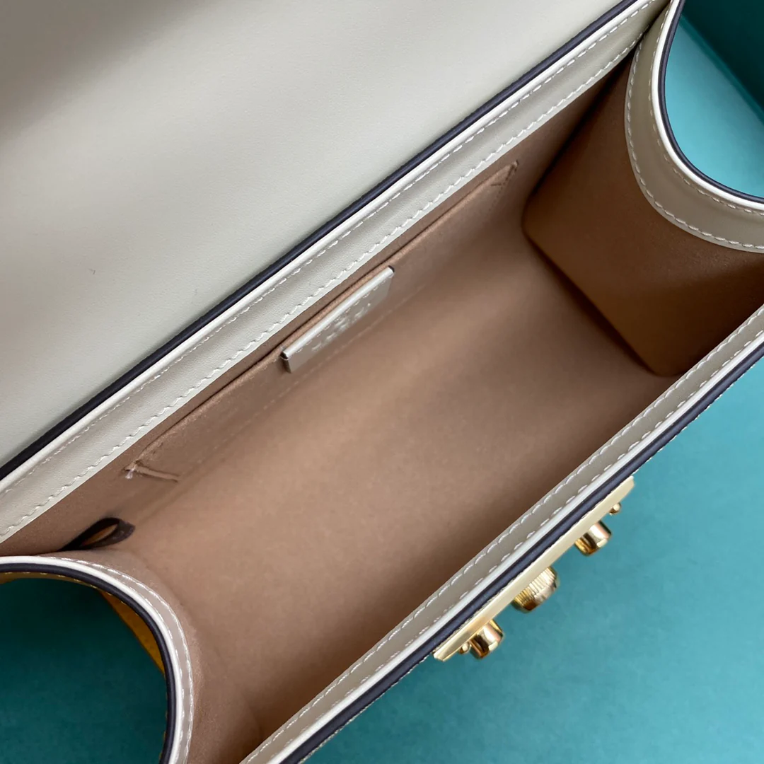 Замок Gucci - тёплый жёлтый