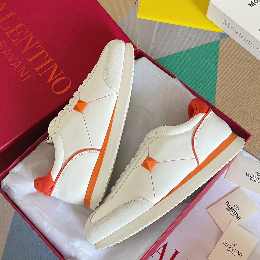 Спортивные повседневные туфли Valentino с заклепками - для пар - оранжевая отделка