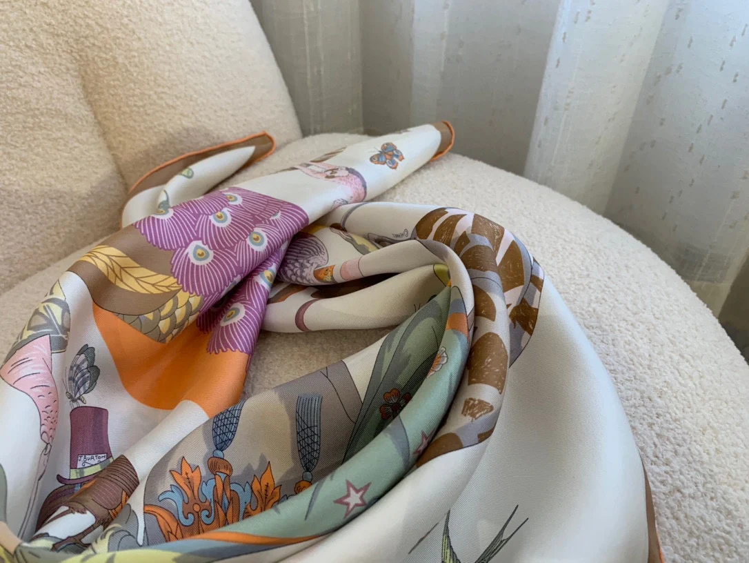 Шелковый шарф Hermes 90