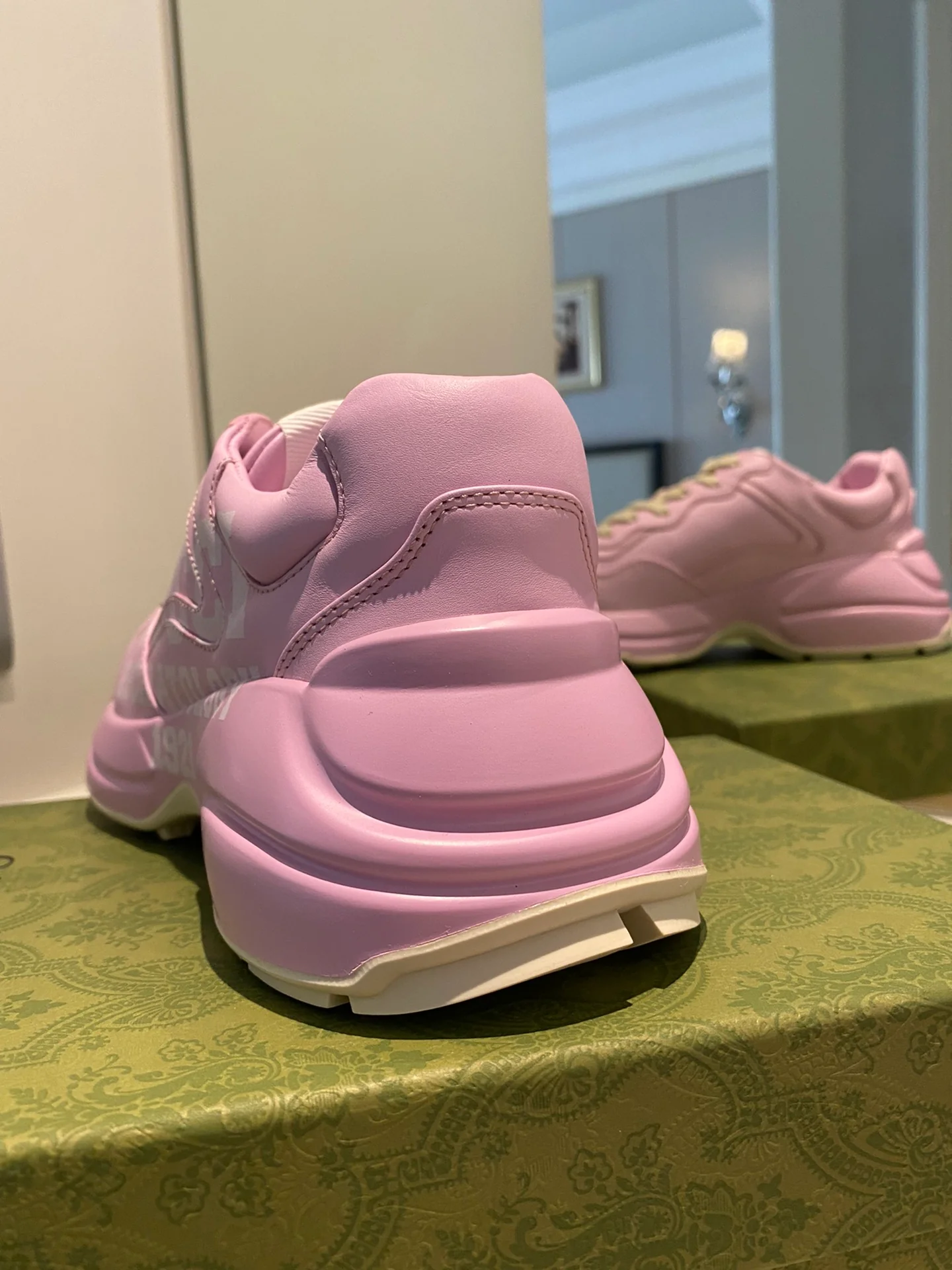 Gucci - Dad Shoes - 21