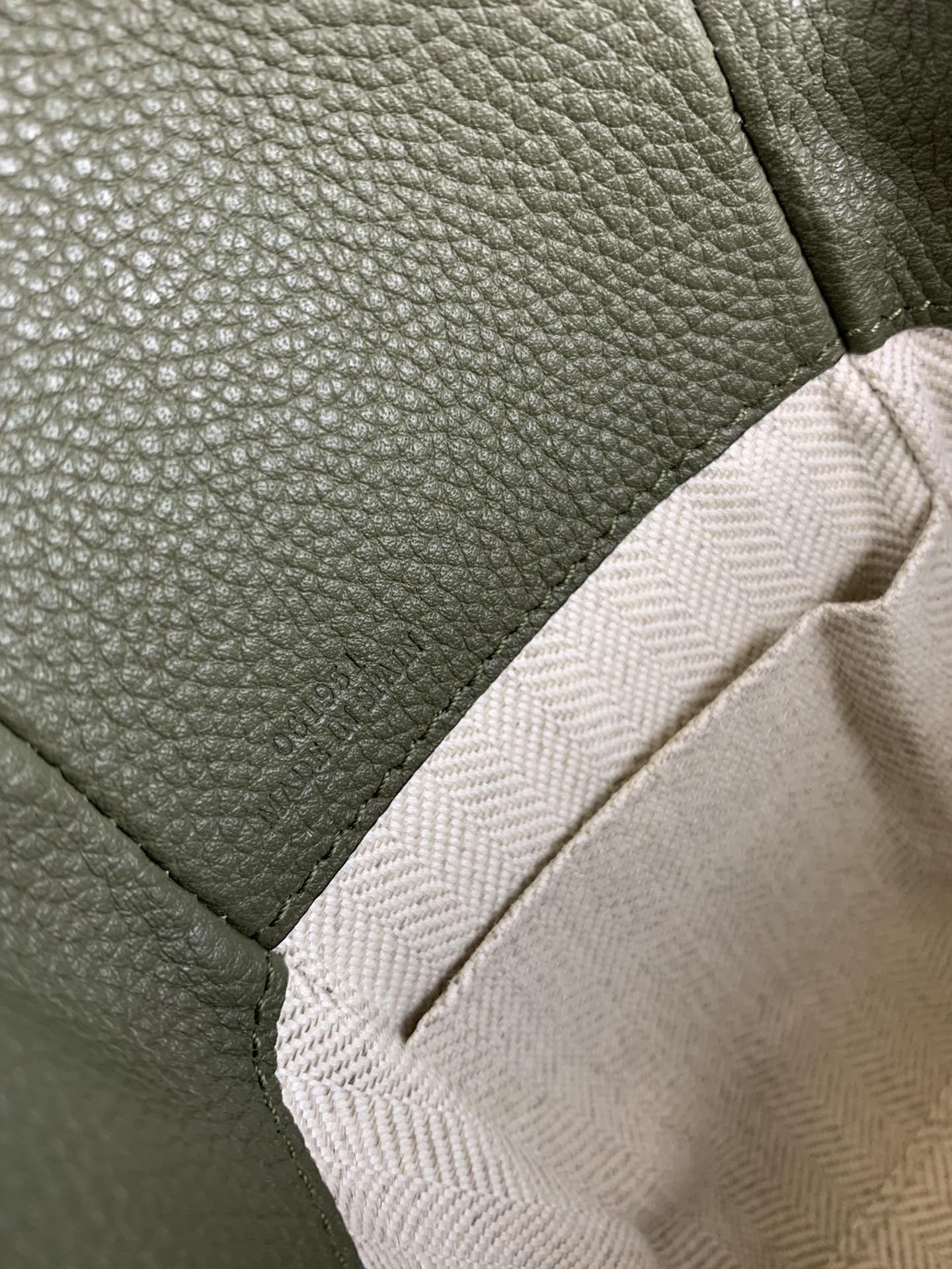 Loewe-hammock-mini-11x19-5x17-cm