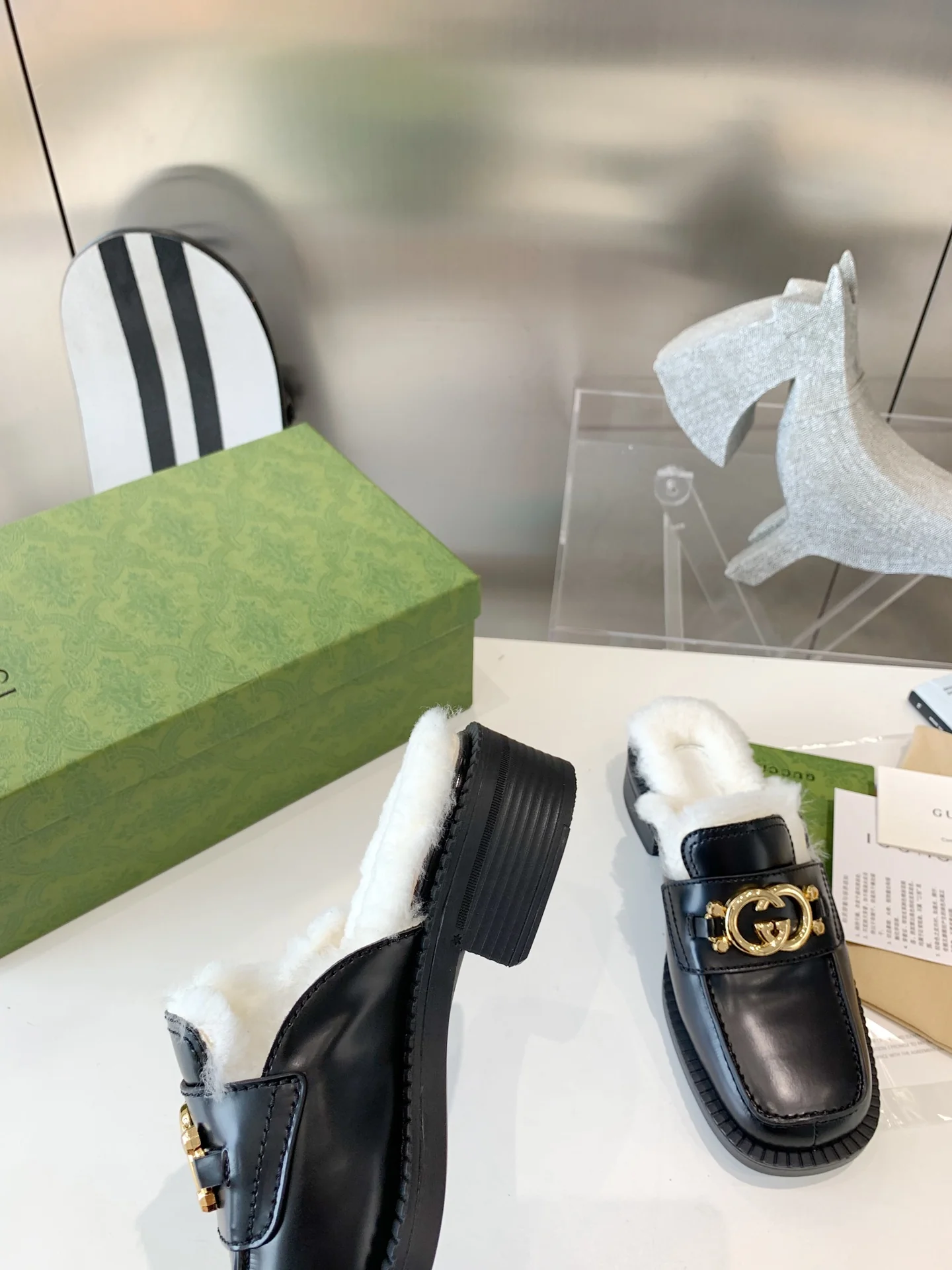 Gucci - Меховые тапочки