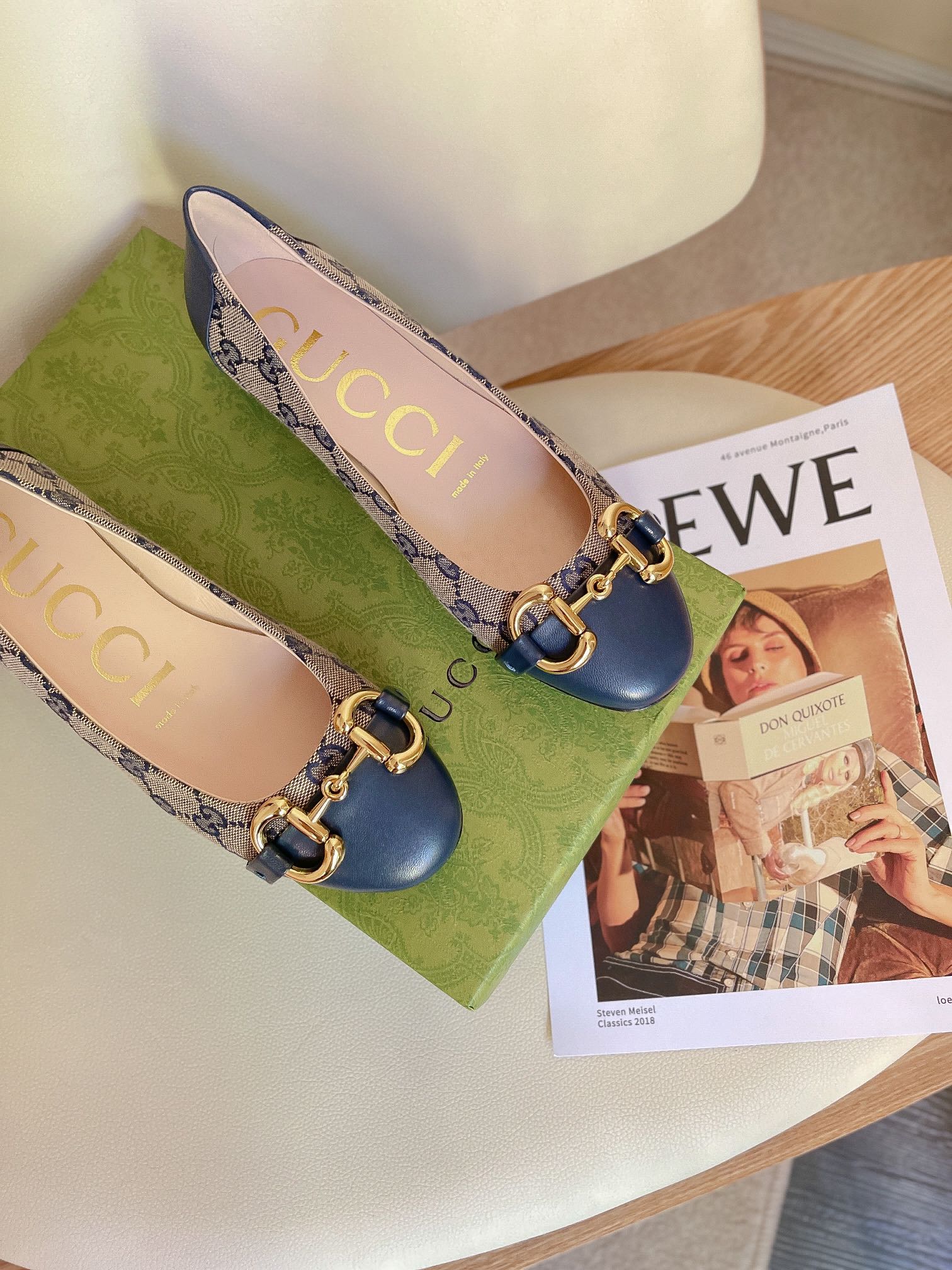 Классические уличные балетки/туфли Gucci с пряжкой