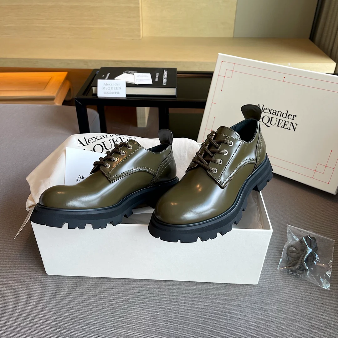 Лоферы на платформе McQueen - темно-зеленые