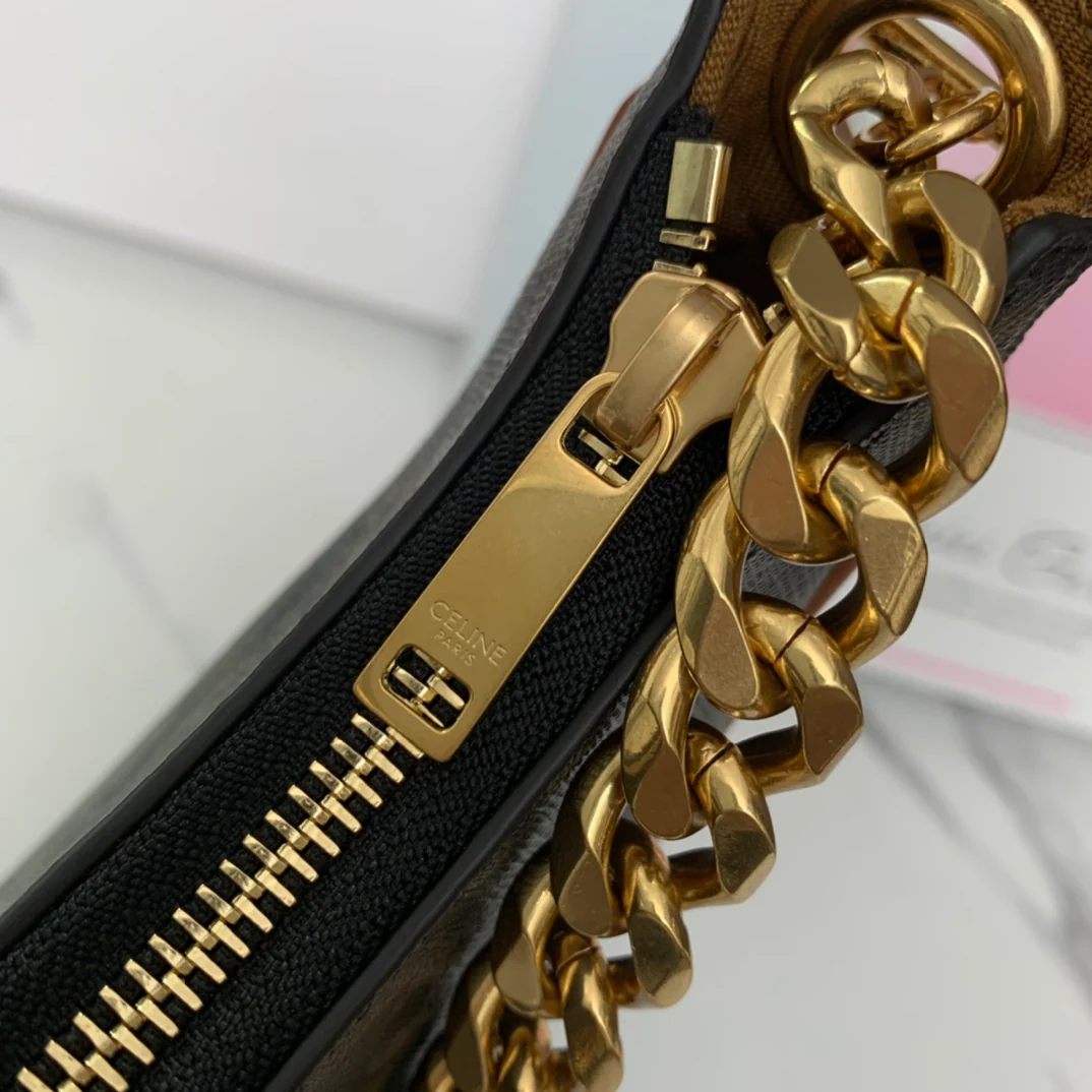 Сумка Celine Ava на цепочке - коричневая