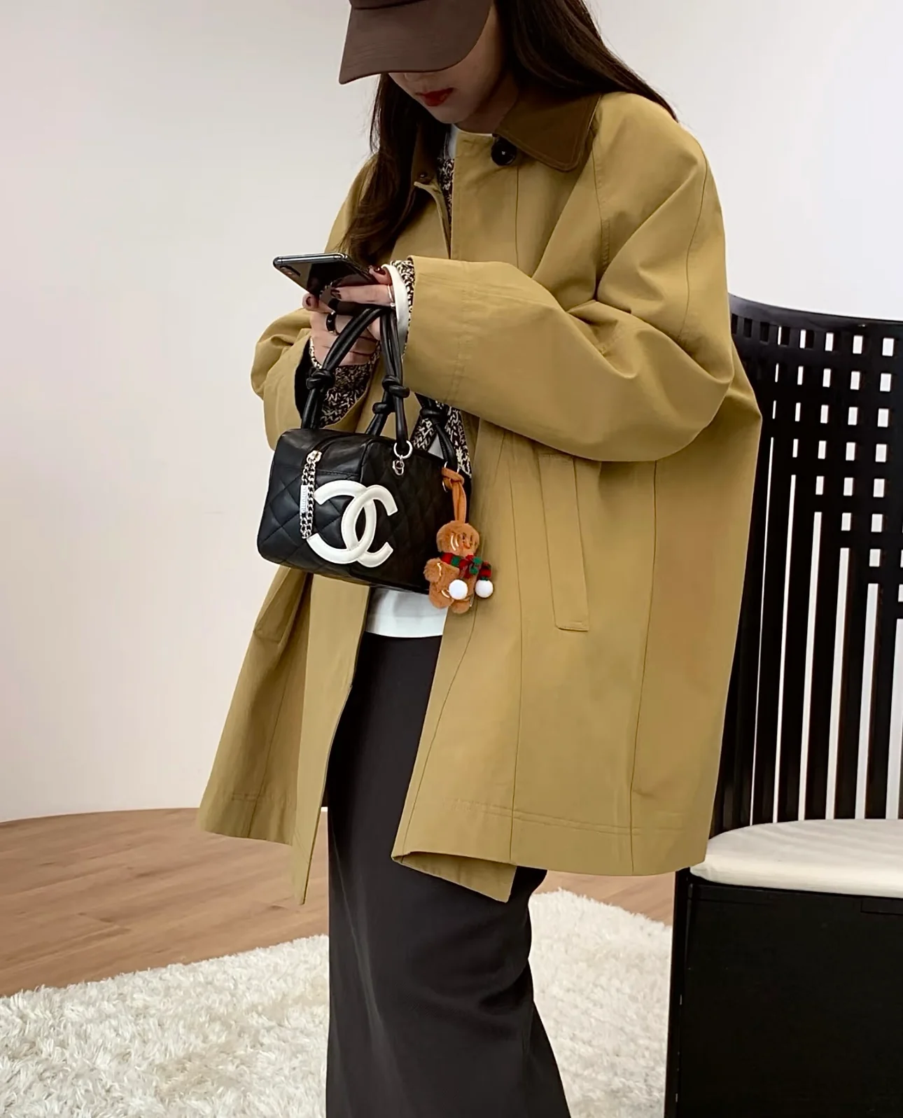 Chanel - Винтажная сумка-подушка Kang Peng - Черная