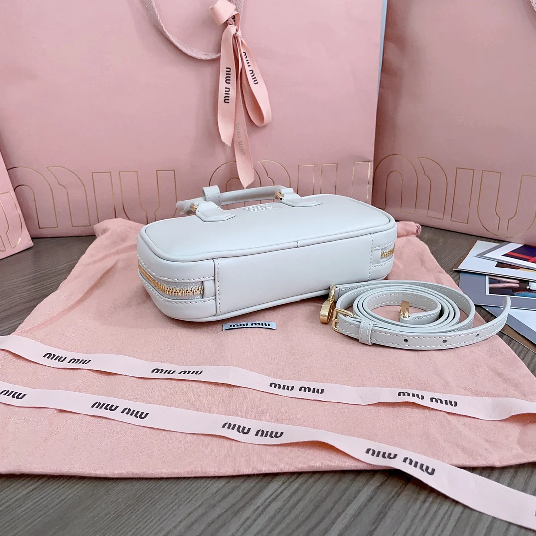 Miu Miu-5bb123-too-pretty-bowling handbag-small-white