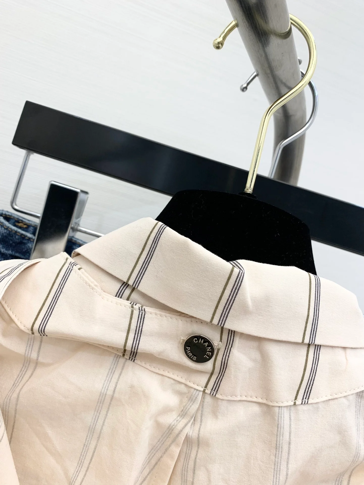 Новая полосатая толстовка с капюшоном Chanel 2403 Весна/Лето - белая