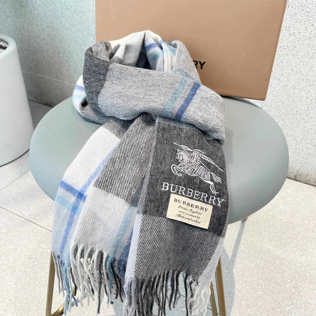 Классический клетчатый шарф Burberry - 70-200 см