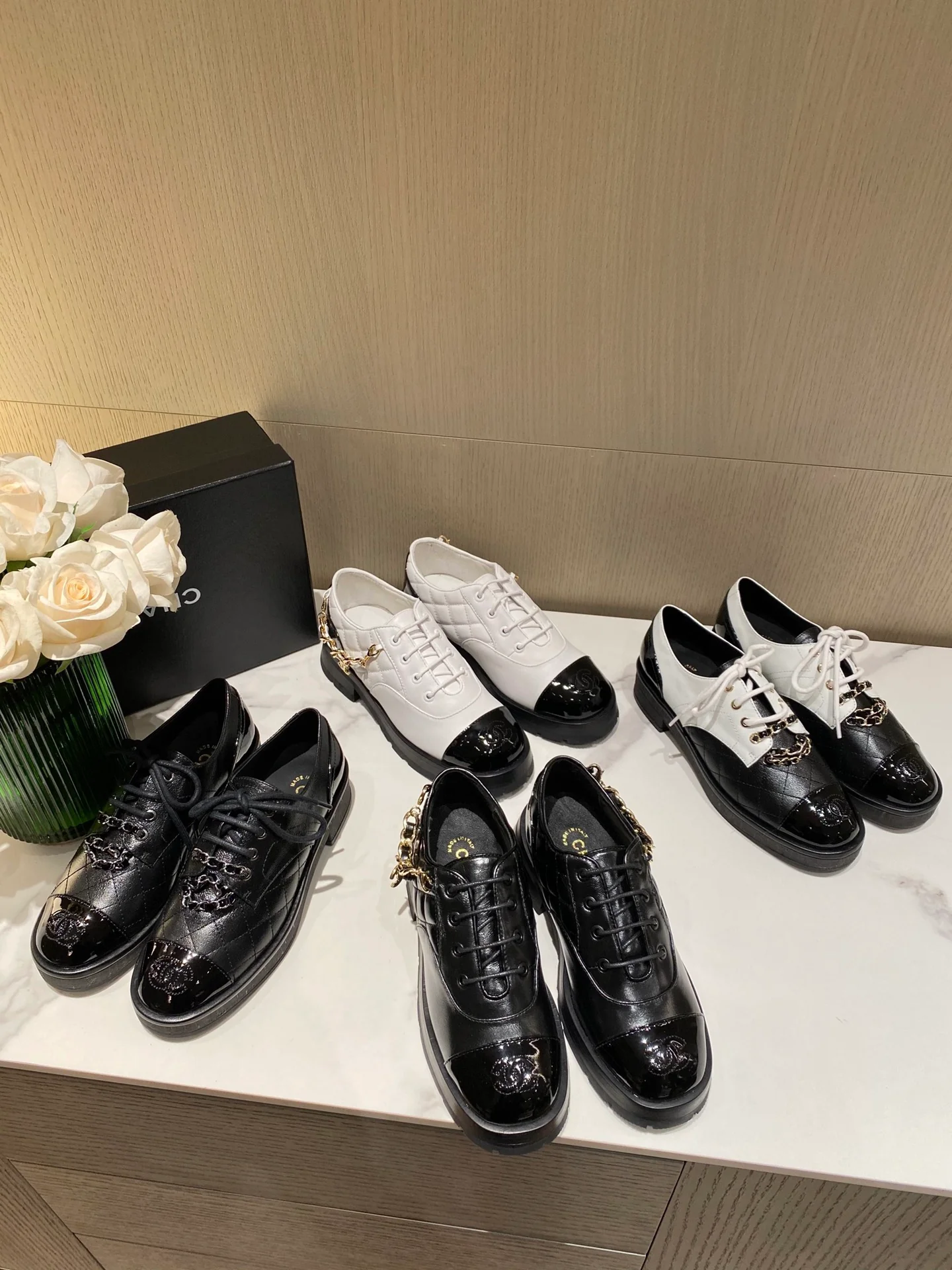 Chanel - Туфли-афро из натуральной кожи - Полностью черные