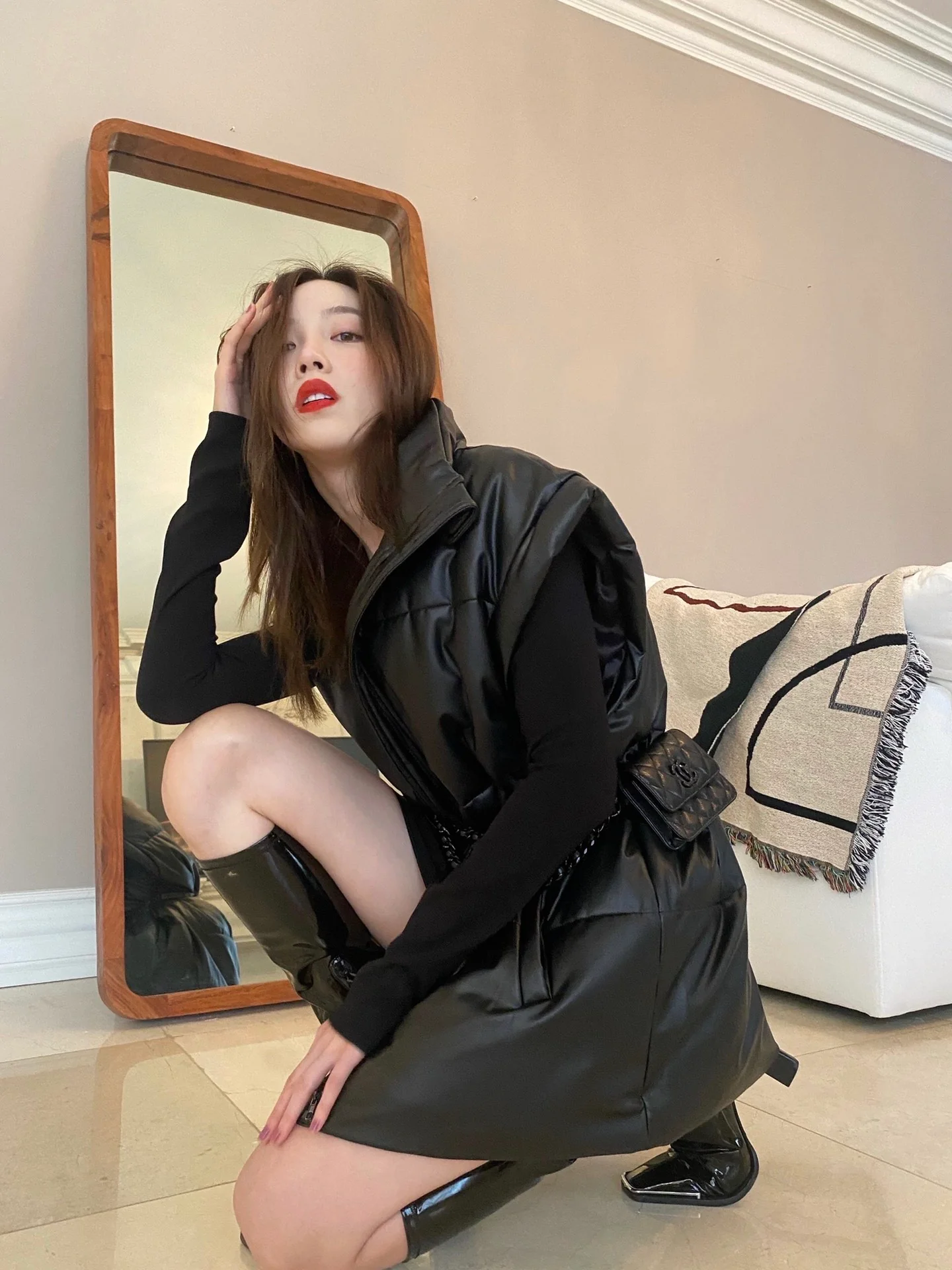 Черный держатель для карт Chanel