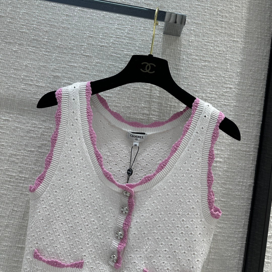 В стиле Chanel - 2403-24 Новый вязаный жилет с розовой отделкой