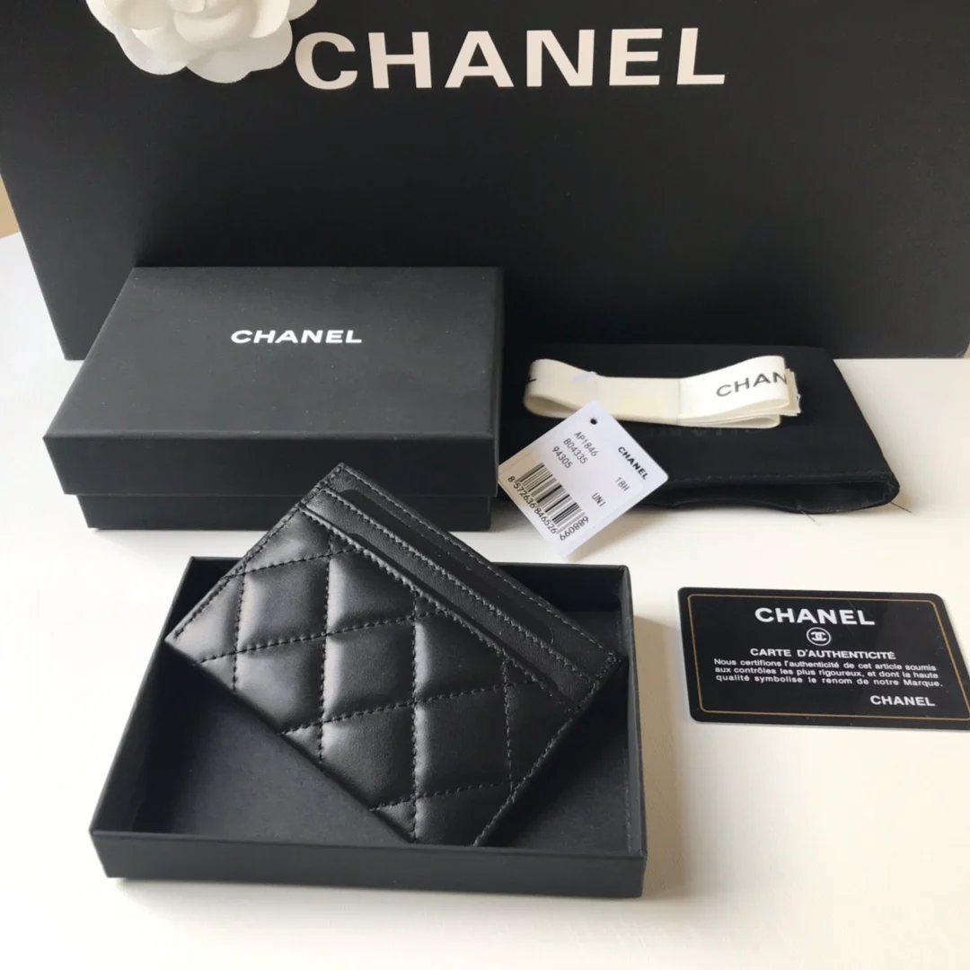 Большой держатель для карт Chanel с логотипом - 1 шт.
