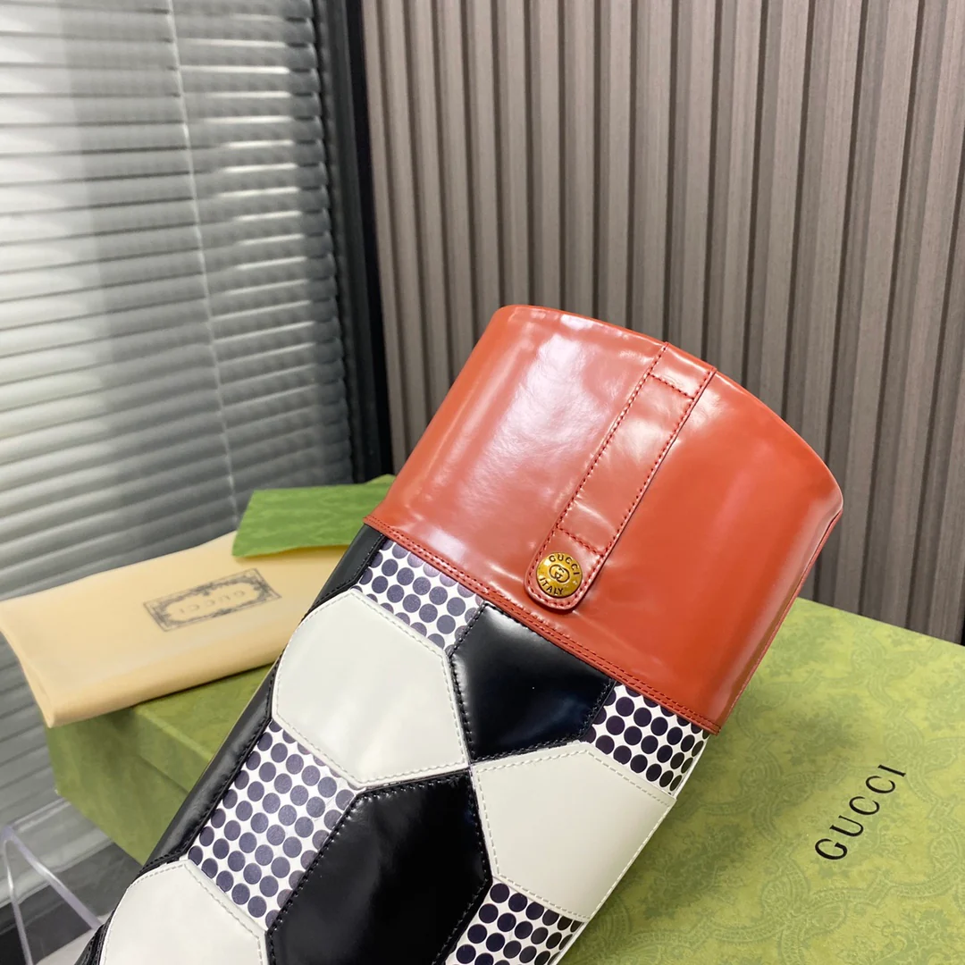 Новинка сезона осень/зима 2022 от Gucci - сапоги для верховой езды в стиле подиума - 1