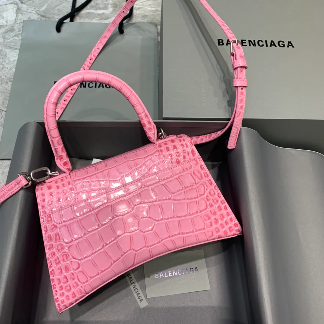 Сумка Balenciaga Hourglass — персиково-розовый с крокодиловым принтом