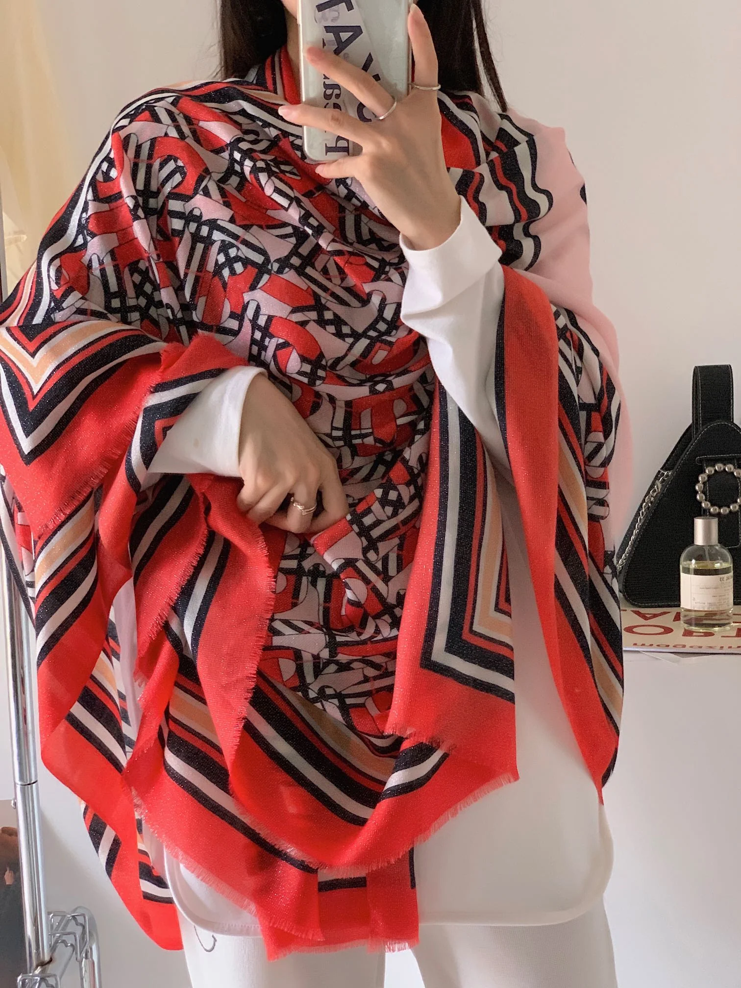 Длинный шарф Burberry с логотипом 