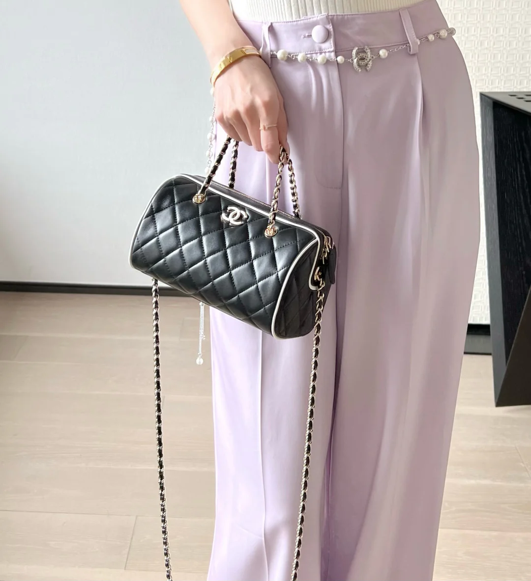 Мини-шар для боулинга из овечьей кожи, весенне-летний, 25 пенсов, с черно-белыми краями.