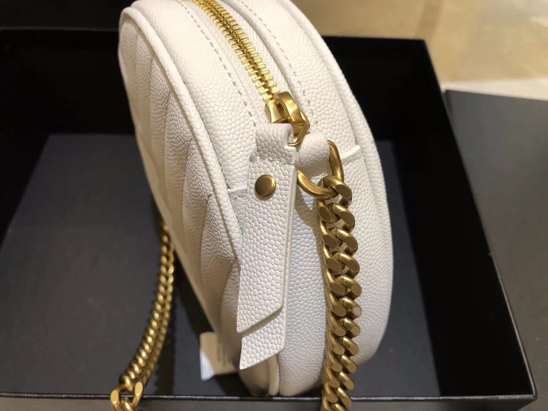 Маленькая круглая сумка YSL Vinyle - белая