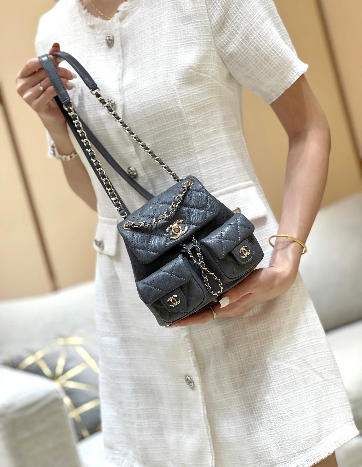 Рюкзак Chanel 24a-duma Frog, маленький, серый.