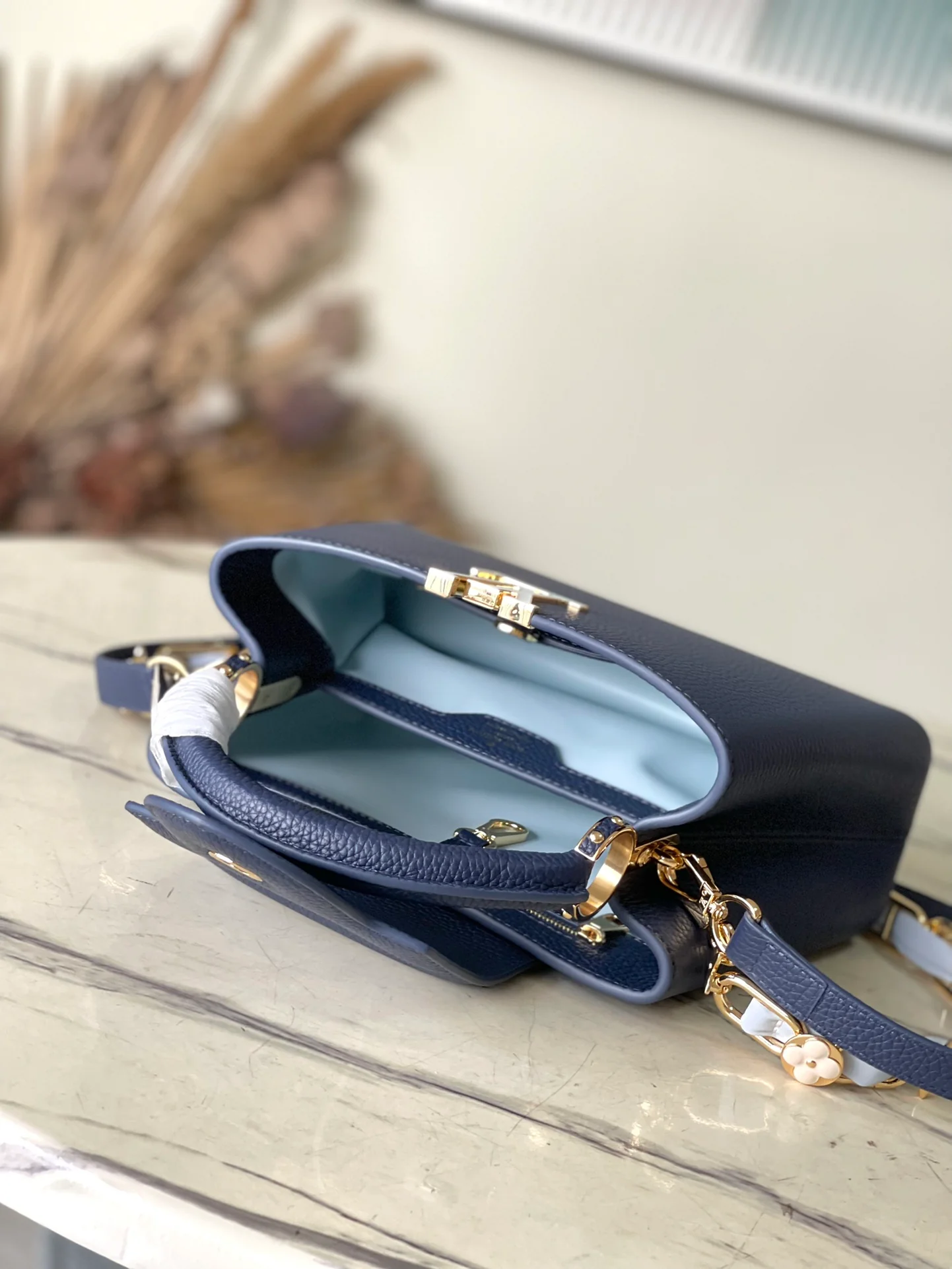 m23199-LV-Capucines Маленькая сумочка/сумка через плечо - синяя