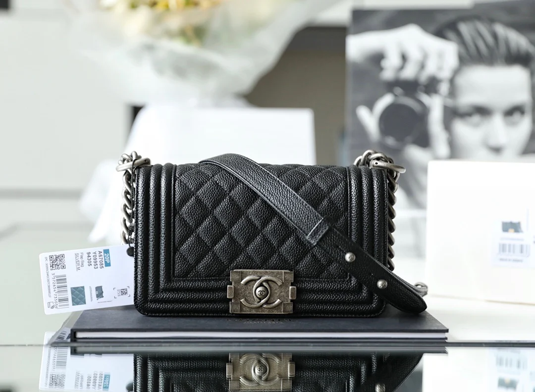 Chanel - ????? Стеганая блузка, маленький размер - черная