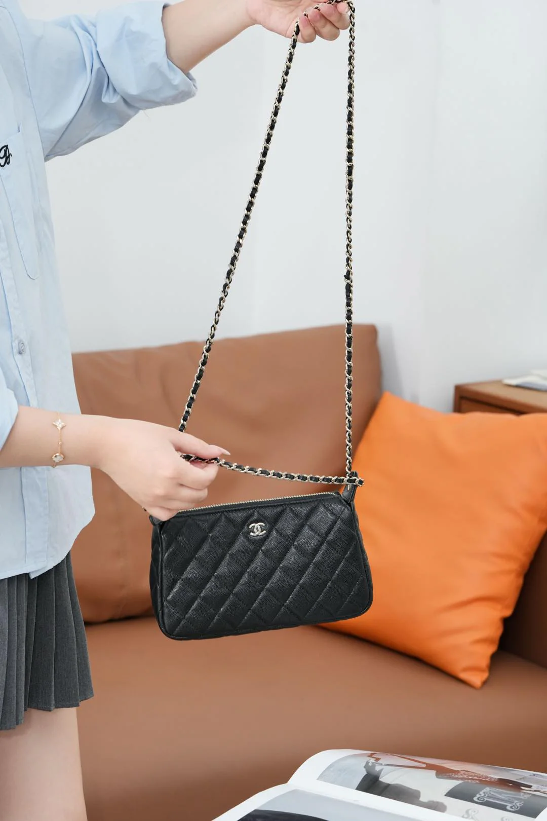 Chanel - Сумка Hidden Mahjong - Черная с золотой фурнитурой