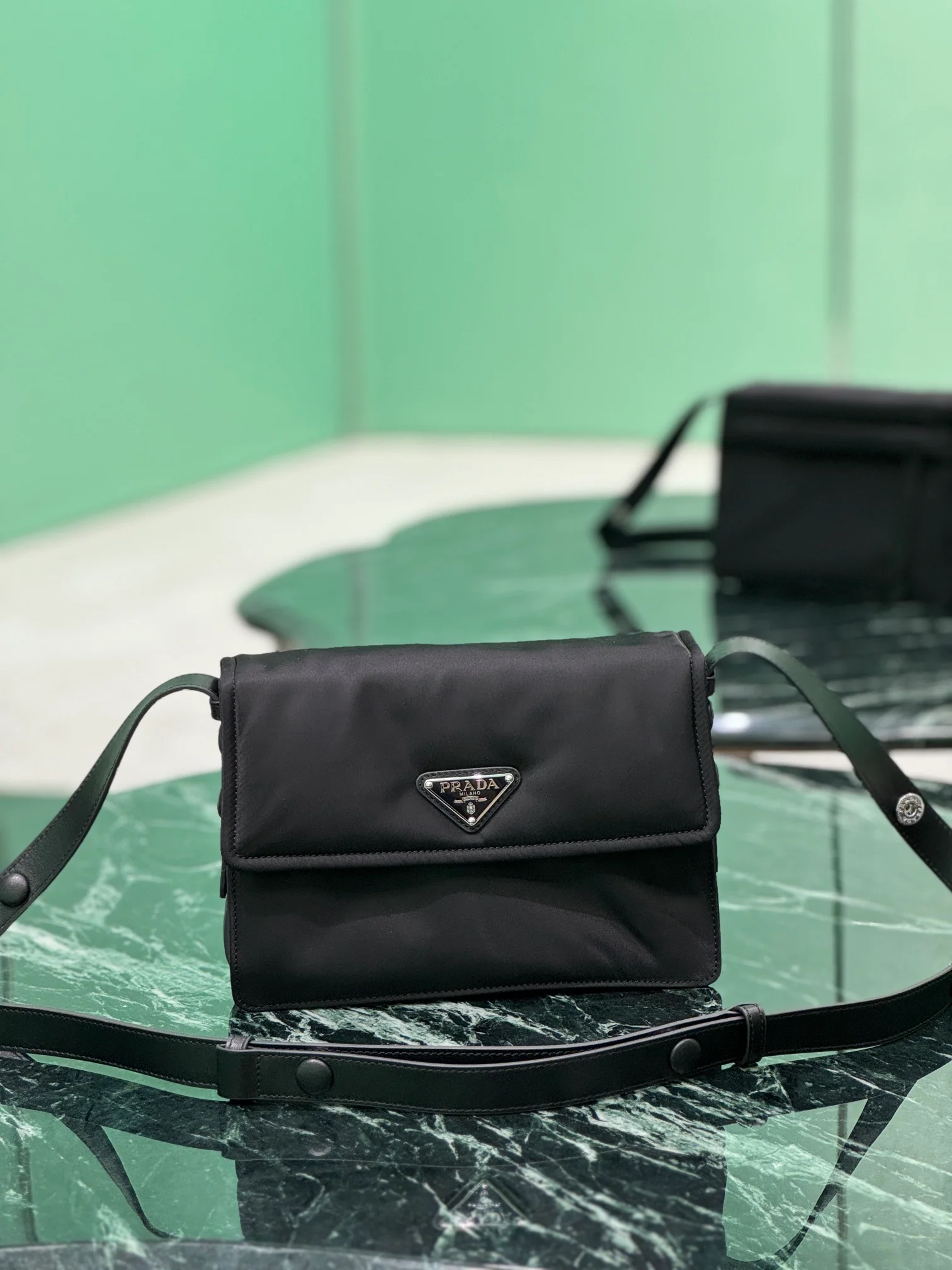 Сумка-мессенджер Prada 1BD313 серии Cini, маленький размер.