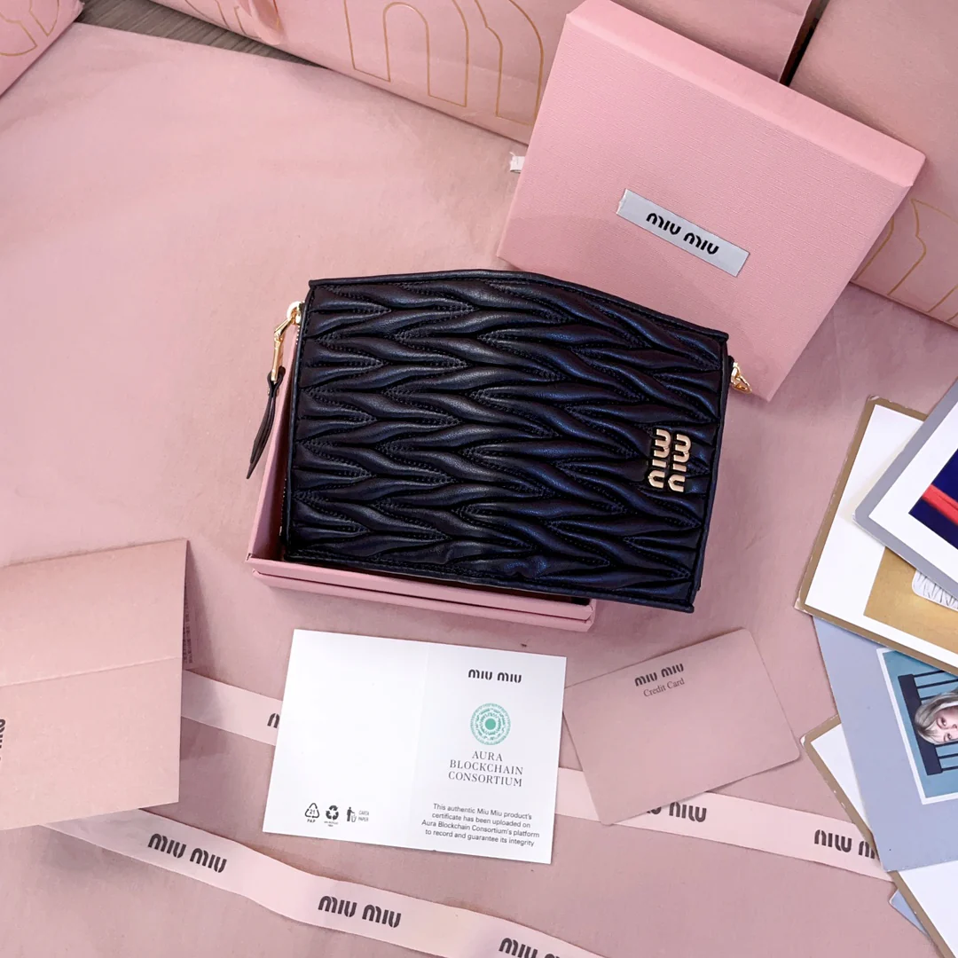 Miu Miu-5mv017-карманный-кошелек-маленький-черный