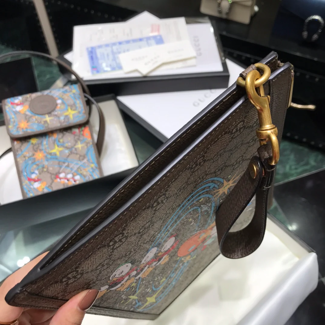 Клатч Gucci с Дональдом Даком