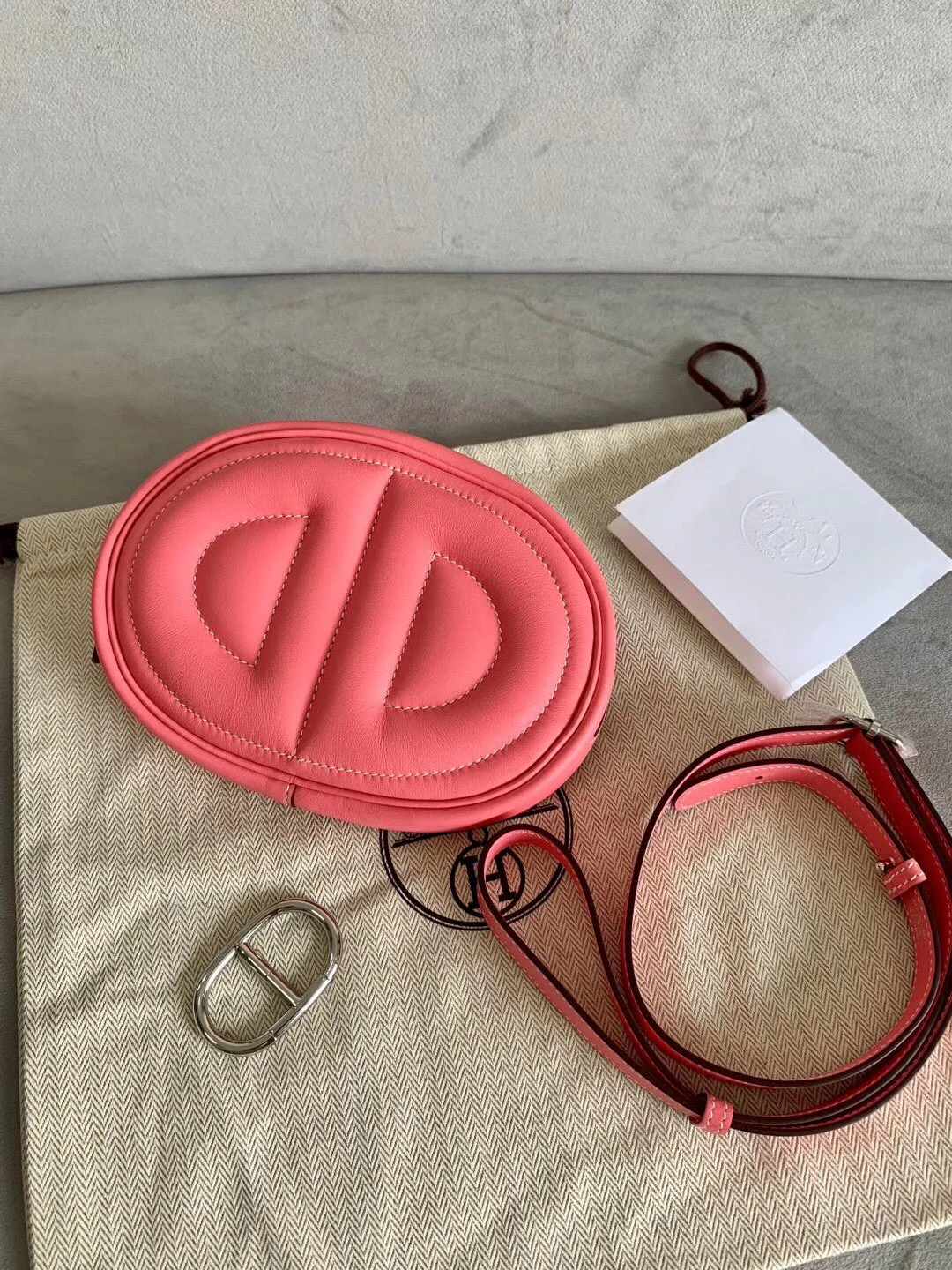 Hermes в петле - Сумка в форме свиного носа - Розовая