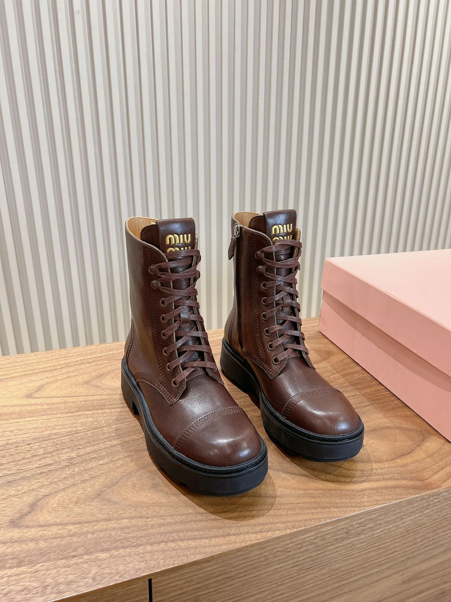Ботинки Miu Miu Martin 2024 - Кофейно-коричневый