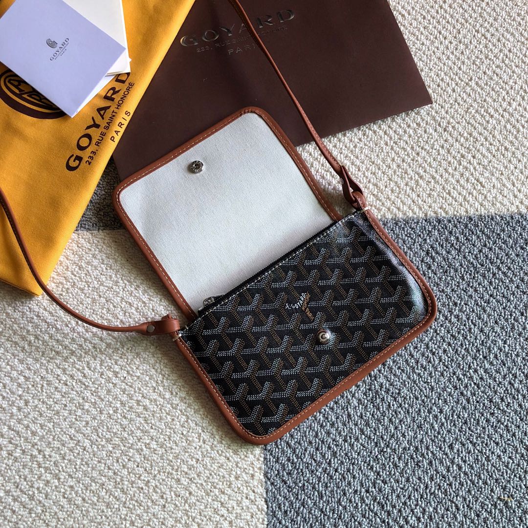 Серия Goyard Plumet — трехслойная сумка