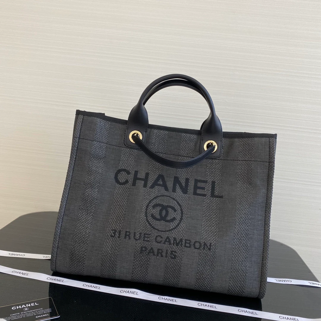 Большая черная пляжная сумка Chanel