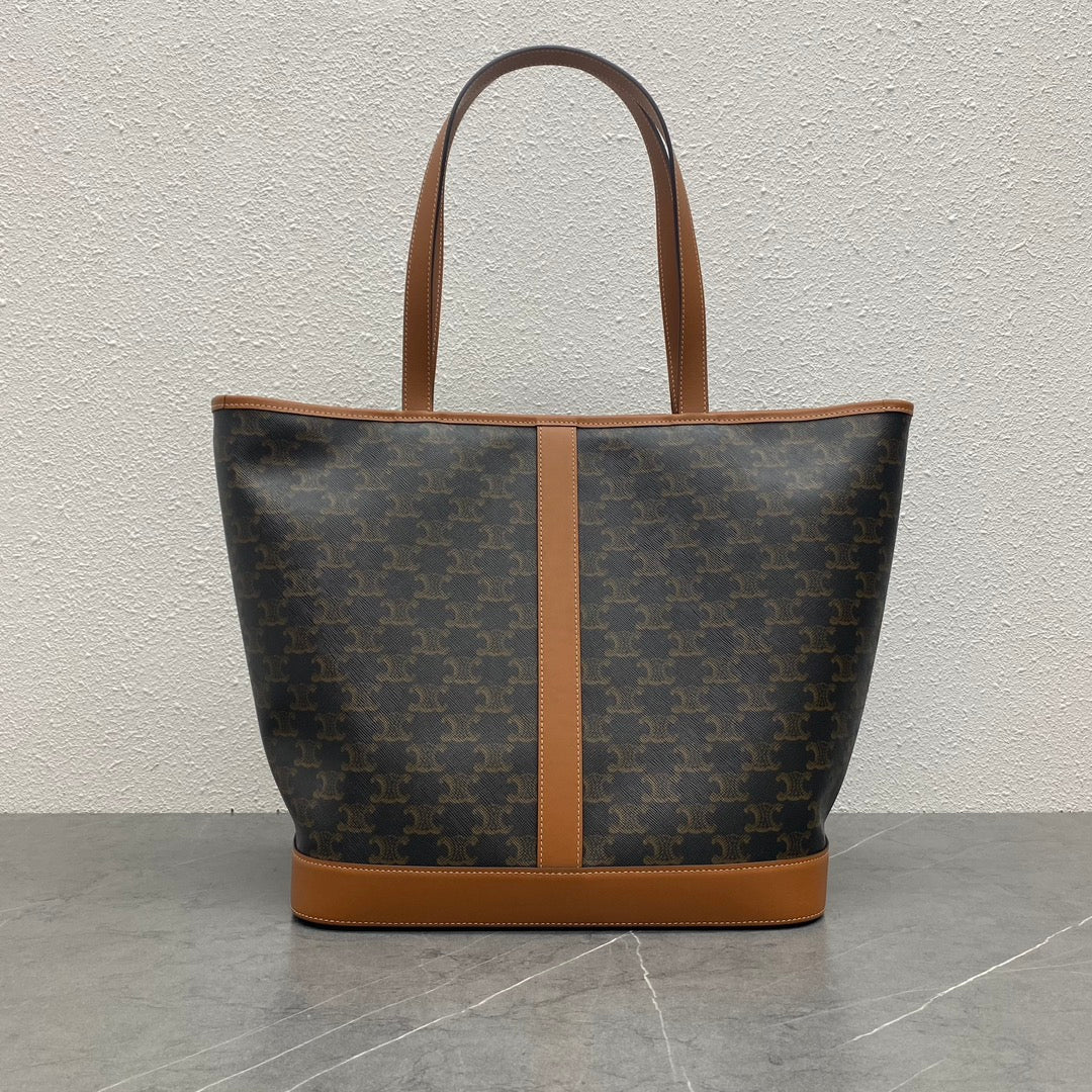 Монограмма Celine-triomphe-canvas-full-page