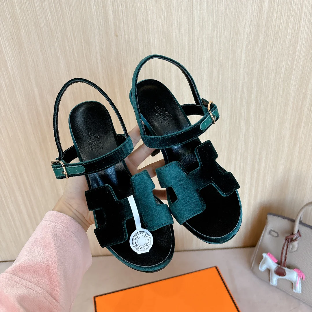 Босоножки на высоком каблуке Hermes Second Uncle 2024 года — зеленые.