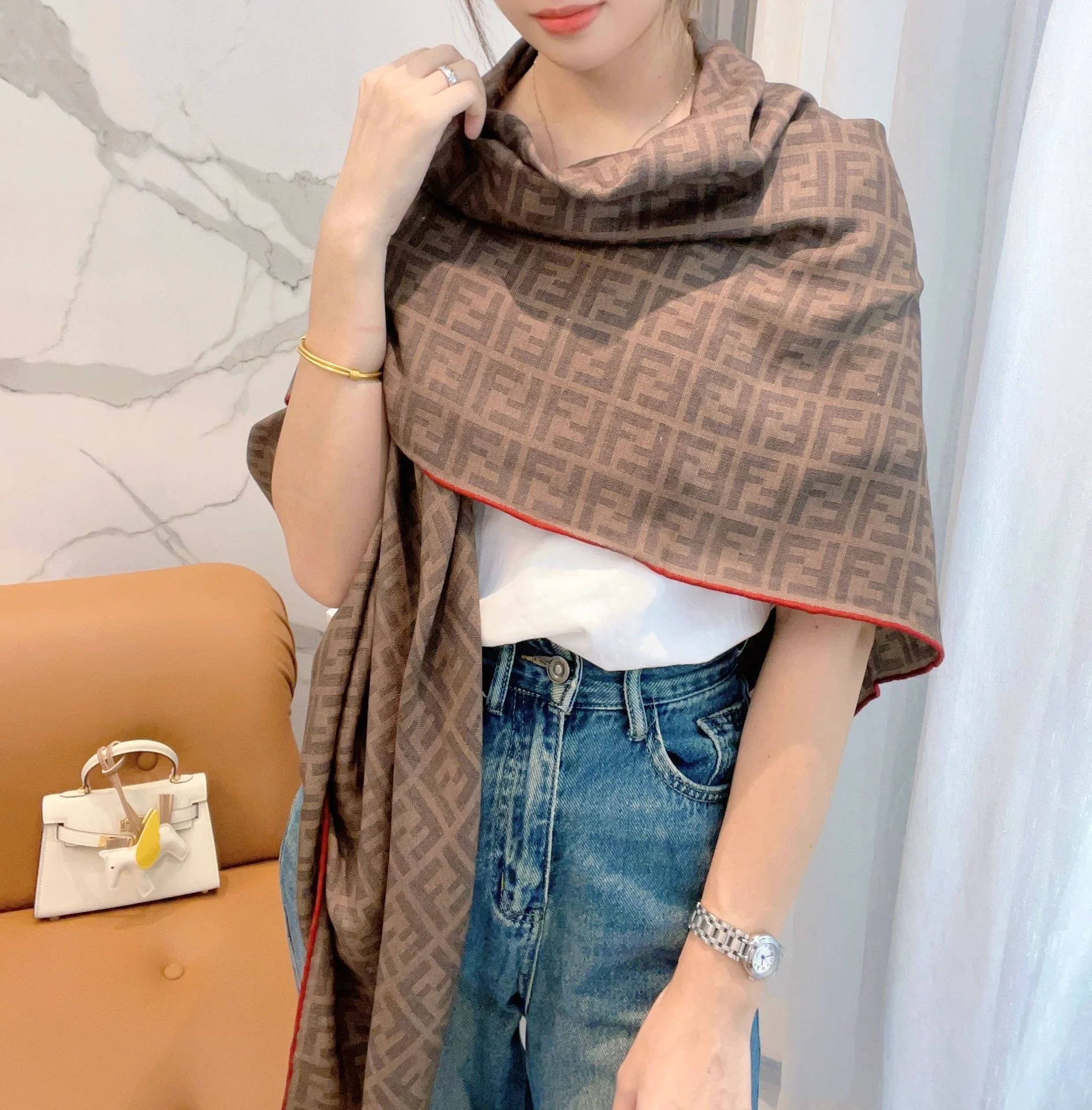 Классический платок Fendi 2024 с монограммой - 140-140