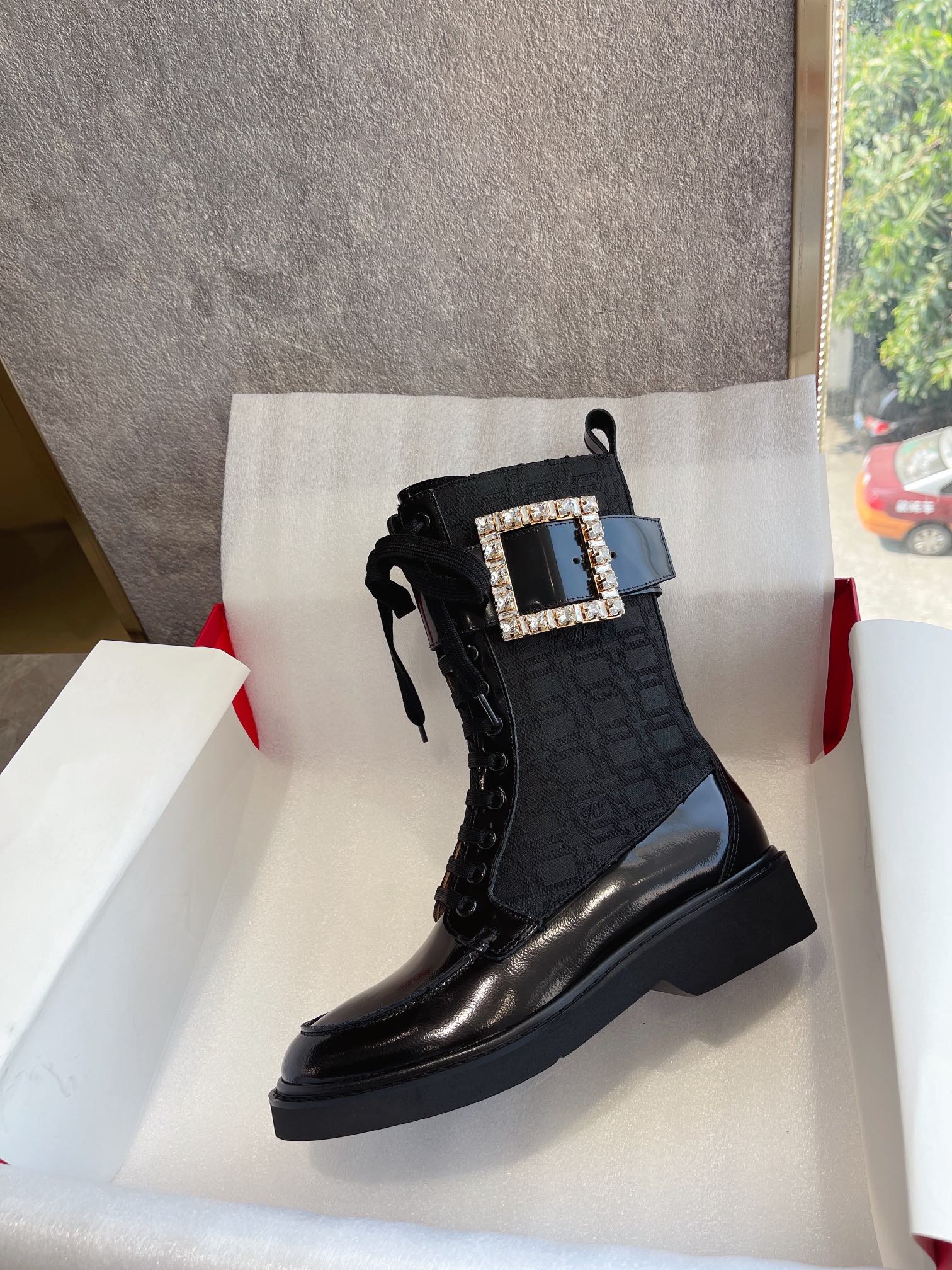 Новинка осенне-зимней коллекции RV-2022 - сапоги до середины икры.