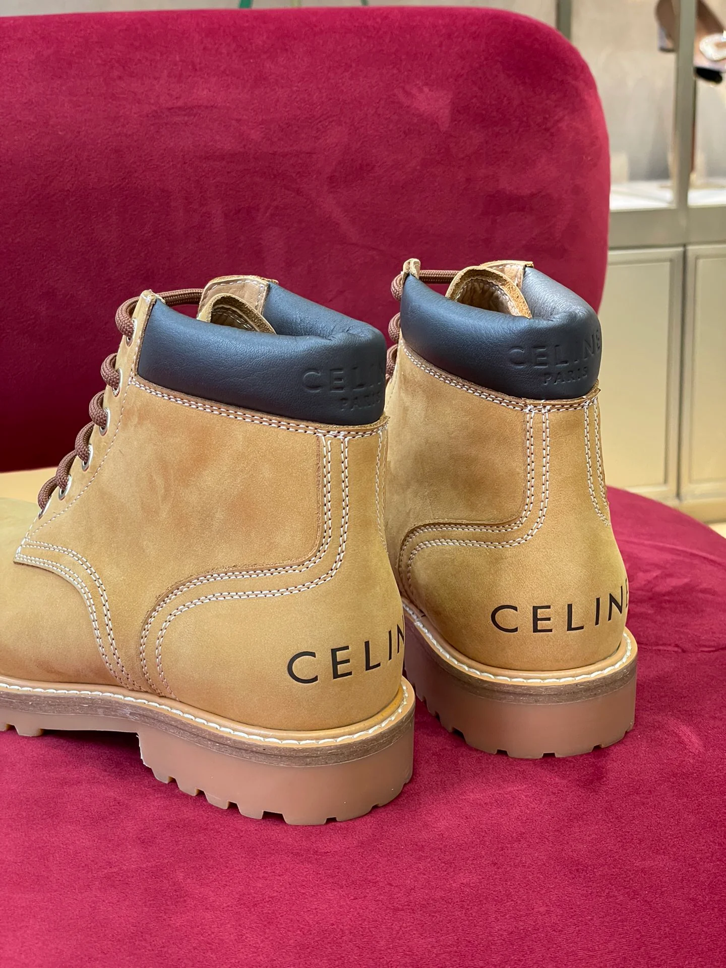 Celine - Парные ботинки - Верх из шелковистой телячьей кожи - Размеры 35-45