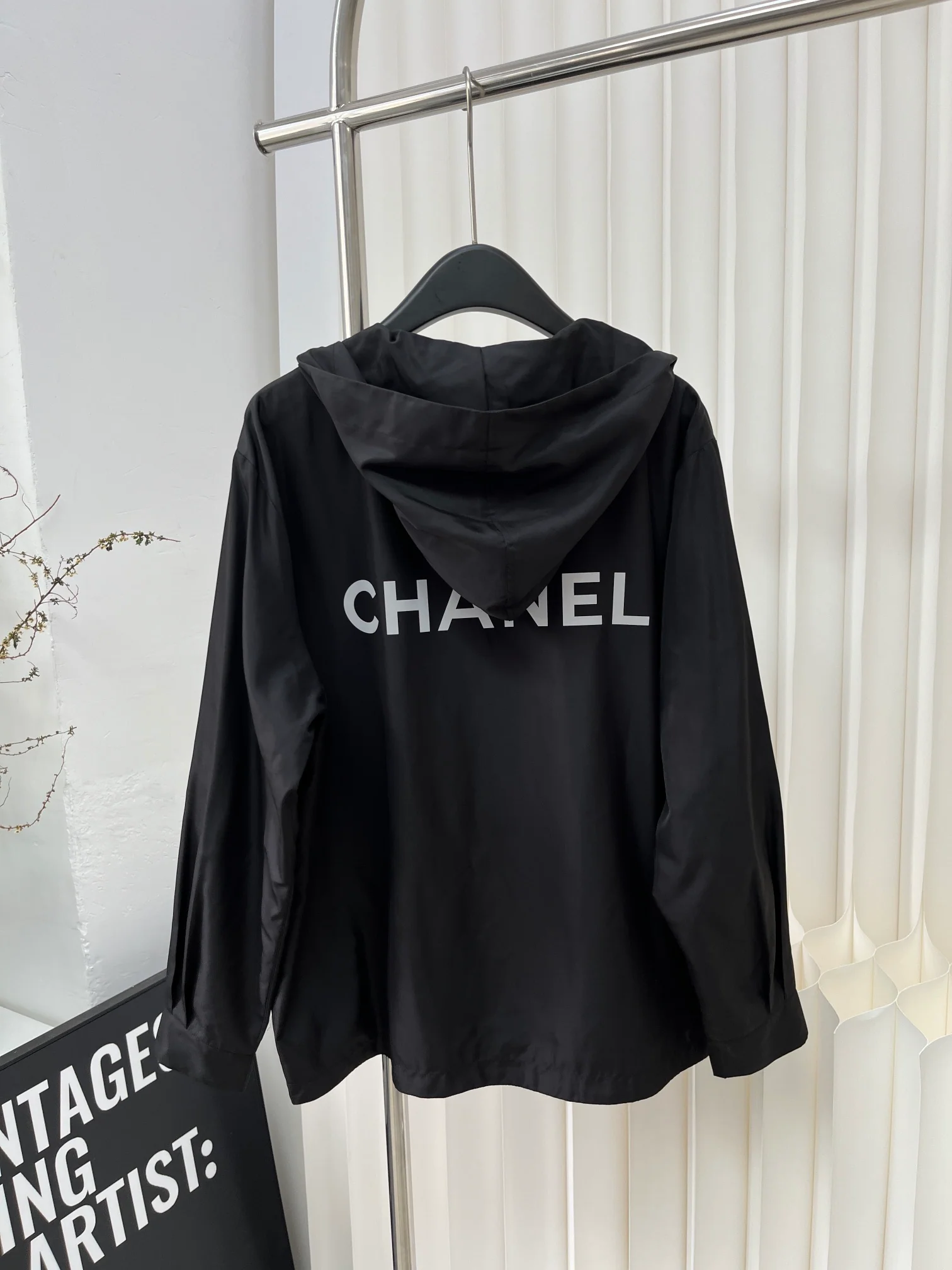 Ветровка Chanel 2403 черно-белая