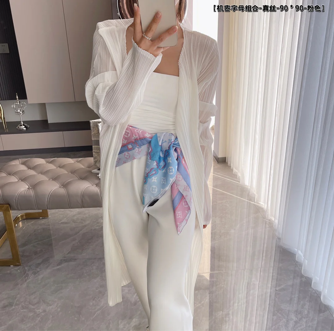 LV - Конфиденциальная монограмма - Шелковый шарф 90 см - 1 шт.