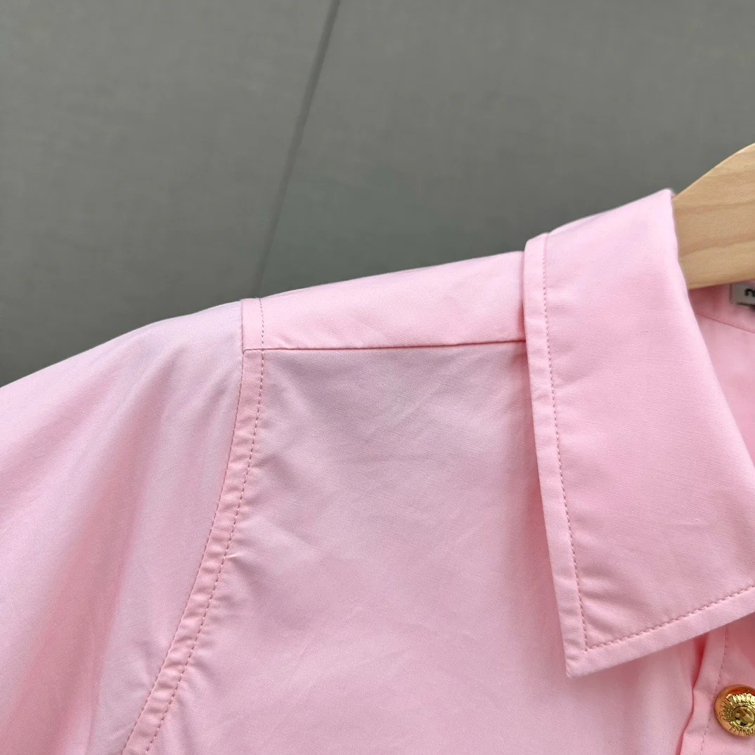 Miu Miu - 2404 - Хлопковая футболка с коротким рукавом и вышитыми буквами - Розовая